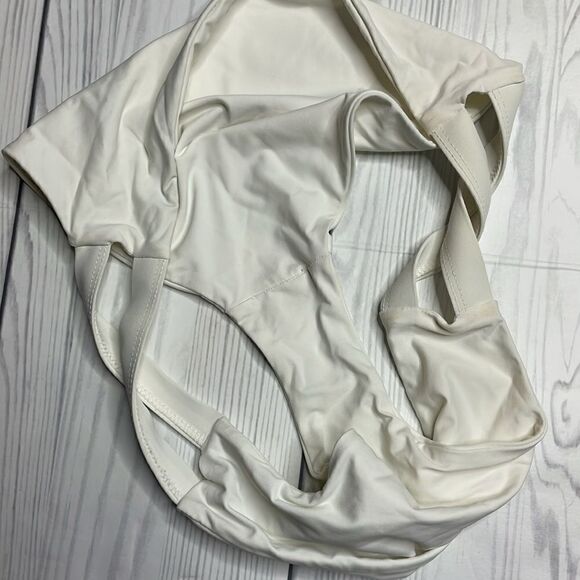 Tavik White Coco Scoop neck bikini top and bottoms Large / XL - Picture 10 of 12